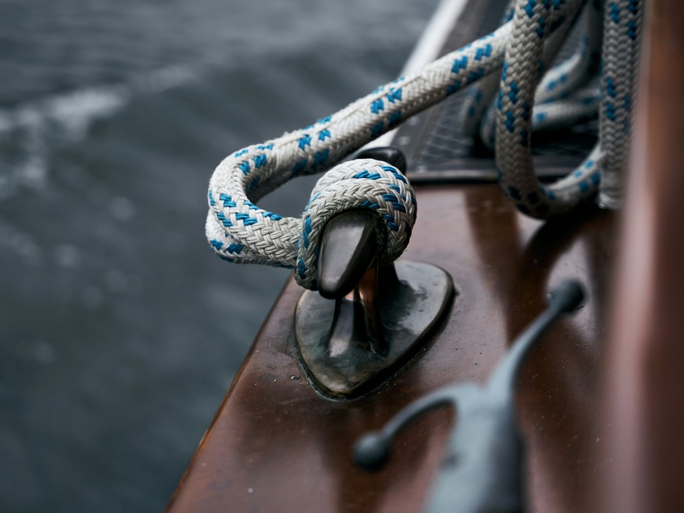 INGENIEURSPREEKINGEN Afl.17: Installatie van bootschoenplaatjes – steunplaten, kernbescherming en lastpaden